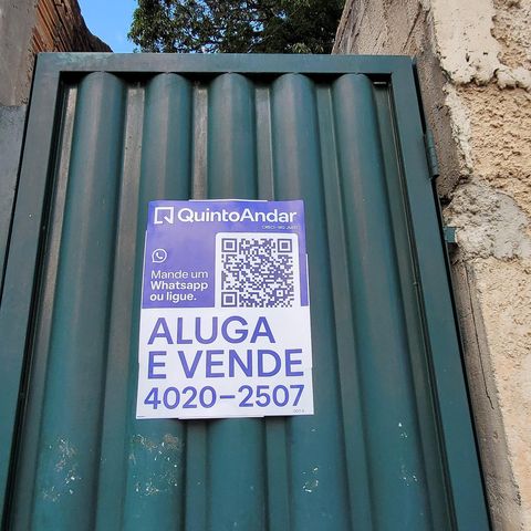 Casa à venda com 212m², 3 quartos e 2 vagas Casa à venda com 212m², 3 quartos e 2 vagasPlaca