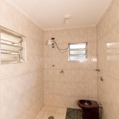 Casa à venda com 129m², 3 quartos e 1 vaga Casa à venda com 129m², 3 quartos e 1 vagaBanheiro da Suíte