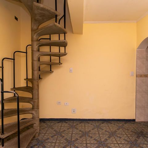 Casa à venda com 129m², 3 quartos e 1 vaga Casa à venda com 129m², 3 quartos e 1 vagaSala