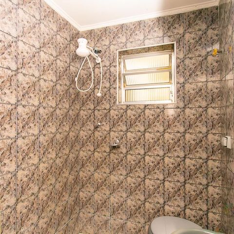 Casa à venda com 129m², 3 quartos e 1 vaga Casa à venda com 129m², 3 quartos e 1 vagaBanheiro Social