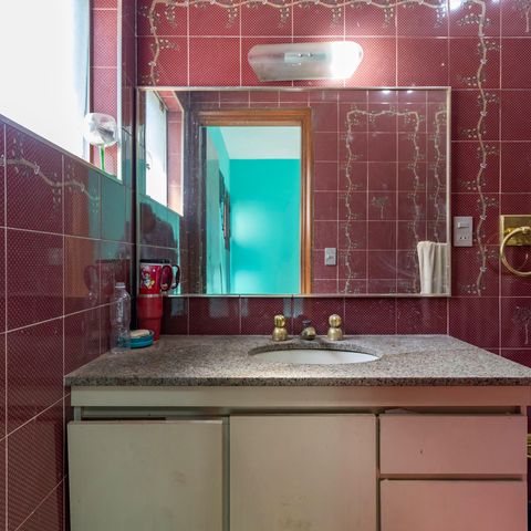 Casa à venda com 600m², 5 quartos e 6 vagasBanheiro da Suite 3