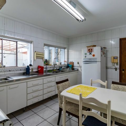 Casa à venda com 600m², 5 quartos e 6 vagasCozinha