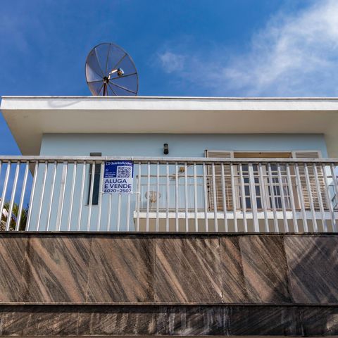 Casa à venda com 600m², 5 quartos e 6 vagasFachada