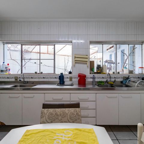 Casa à venda com 600m², 5 quartos e 6 vagasCozinha