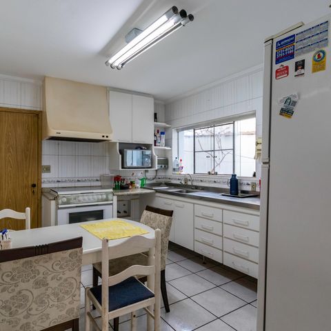 Casa à venda com 600m², 5 quartos e 6 vagasCozinha
