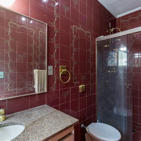 Casa à venda com 600m², 5 quartos e 6 vagasBanheiro da Suite 3