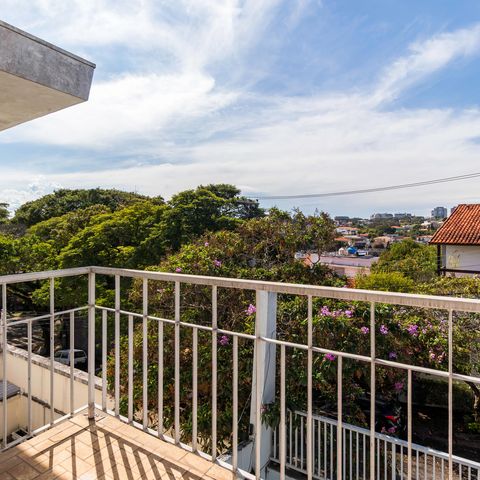 Casa à venda com 600m², 5 quartos e 6 vagasVaranda da Suite 1