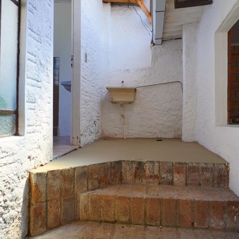 Casa à venda com 146m², 4 quartos e 2 vagasÁrea de Serviço