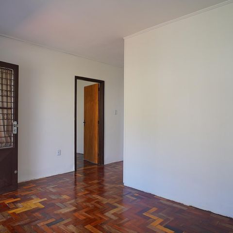 Casa à venda com 146m², 4 quartos e 2 vagasSala