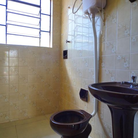 Casa à venda com 146m², 4 quartos e 2 vagasBanheiro Social