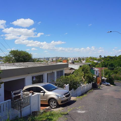 Casa à venda com 146m², 4 quartos e 2 vagasFachada