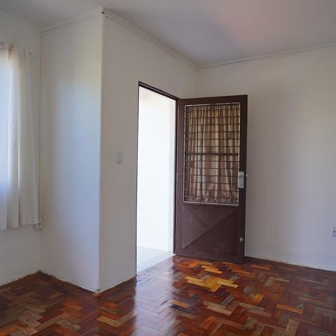 Casa à venda com 146m², 4 quartos e 2 vagasSala