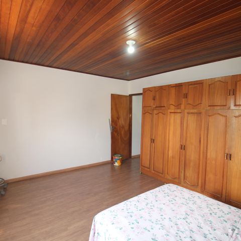 Casa à venda com 300m², 3 quartos e 3 vagasQuarto 1