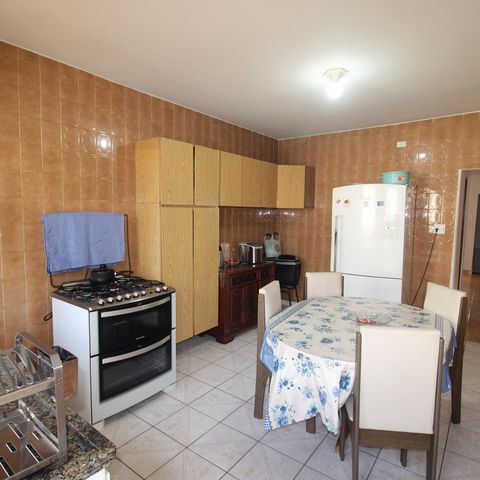 Casa à venda com 300m², 3 quartos e 3 vagasCozinha