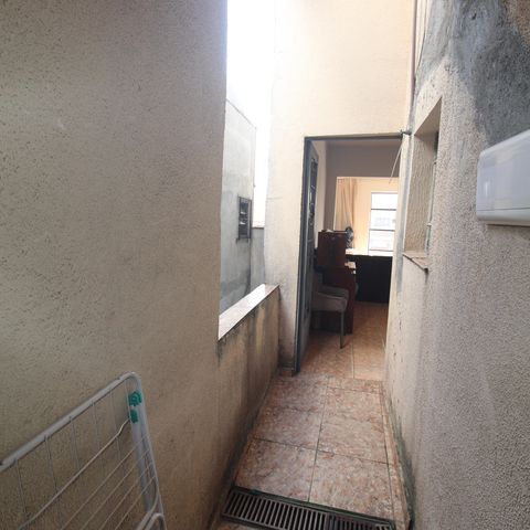 Casa à venda com 300m², 3 quartos e 3 vagasÁrea de Serviço