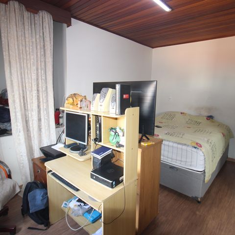 Casa à venda com 300m², 3 quartos e 3 vagasQuarto 2