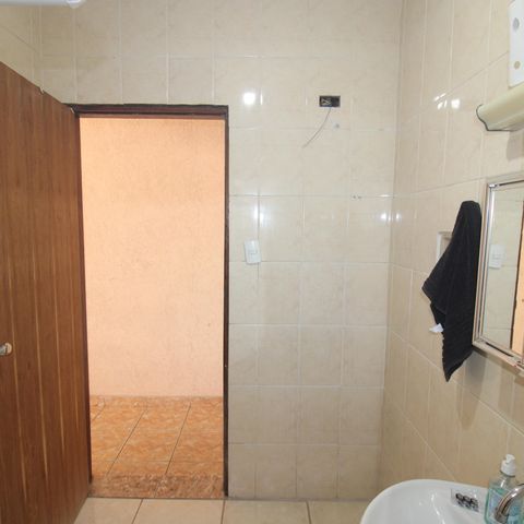 Casa à venda com 300m², 3 quartos e 3 vagasBanheiro Social 2