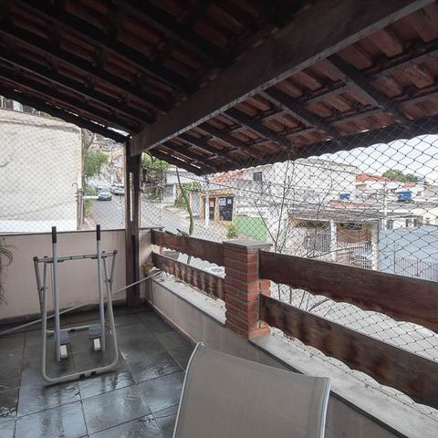 Casa à venda com 150m², 4 quartos e 2 vagasVaranda  da Casa 2