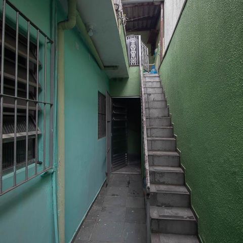 Casa à venda com 150m², 4 quartos e 2 vagasárea de Serviço casa 1