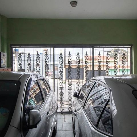 Casa à venda com 150m², 4 quartos e 2 vagasGaragem