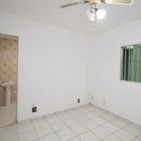 Casa à venda com 150m², 4 quartos e 2 vagasSuite