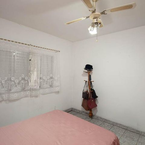 Casa à venda com 150m², 4 quartos e 2 vagasQuarto 1 da Casa 1