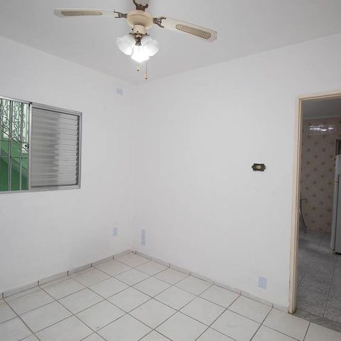 Casa à venda com 150m², 4 quartos e 2 vagasSuite