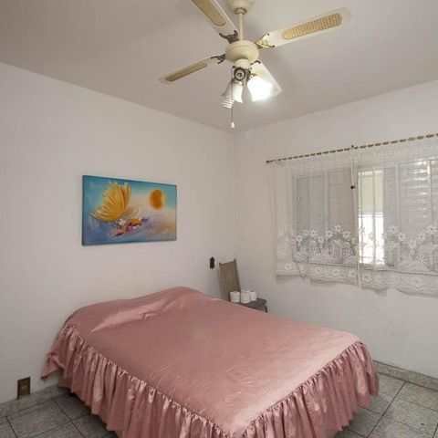 Casa à venda com 150m², 4 quartos e 2 vagasQuarto 1 da Casa 1
