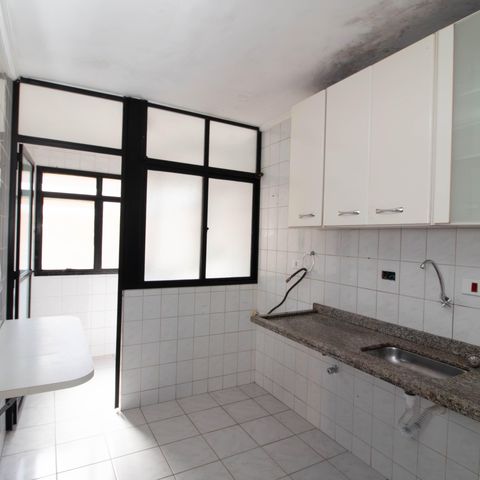 Apartamento à venda com 65m², 2 quartos e 1 vaga Apartamento à venda com 65m², 2 quartos e 1 vagaCozinha - Armários