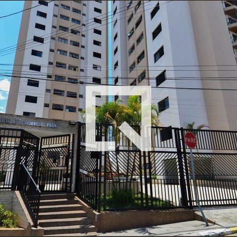 Apartamento à venda com 65m², 2 quartos e 1 vaga Apartamento à venda com 65m², 2 quartos e 1 vagaFachada e portaria