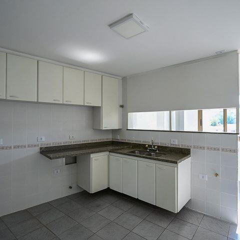 Apartamento à venda com 139m², 3 quartos e 2 vagasCozinha