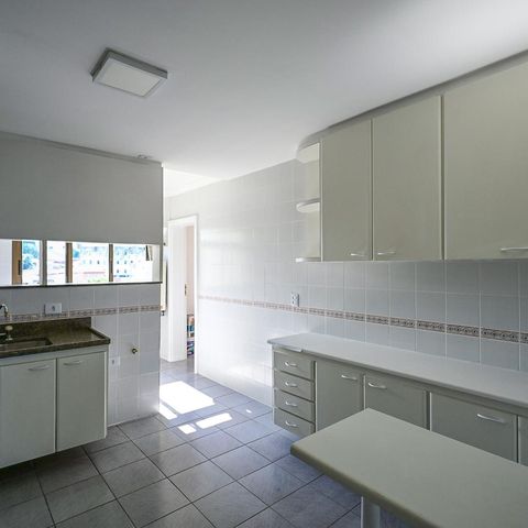 Apartamento à venda com 139m², 3 quartos e 2 vagasCozinha