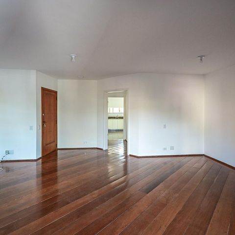 Apartamento à venda com 139m², 3 quartos e 2 vagasSala