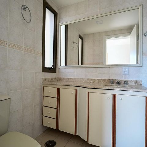 Apartamento à venda com 139m², 3 quartos e 2 vagasBanheiro Suíte 2