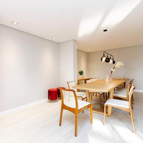 Apartamento à venda com 80m², 2 quartos e 1 vaga Apartamento à venda com 80m², 2 quartos e 1 vagaÁrea comum - Salão de festas