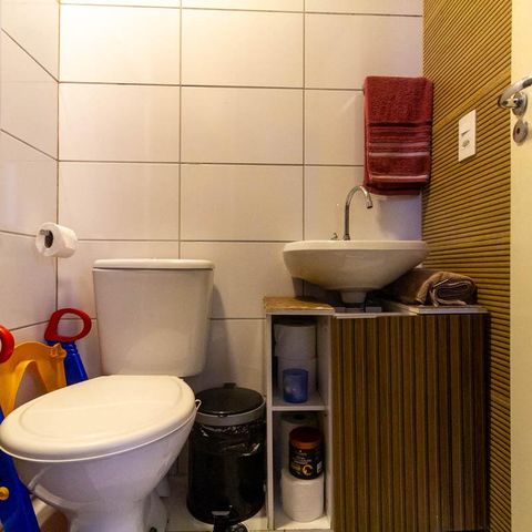 Apartamento à venda com 40m², 2 quartos e 1 vaga Apartamento à venda com 40m², 2 quartos e 1 vagaBanheiro