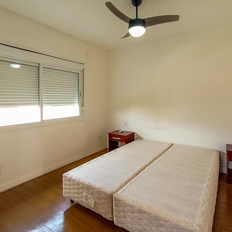 Casa à venda com 254m², 3 quartos e 2 vagas Casa à venda com 254m², 3 quartos e 2 vagasSuíte