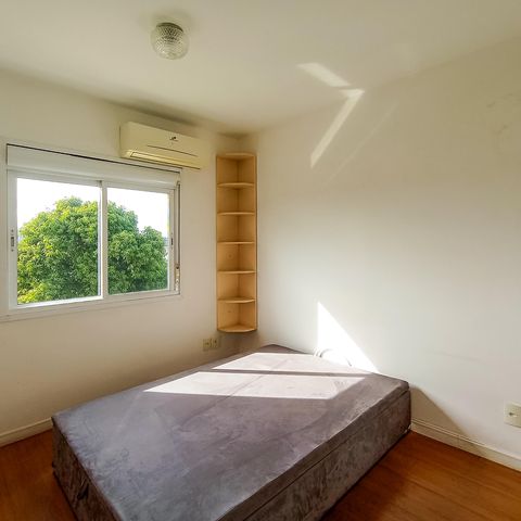Casa à venda com 254m², 3 quartos e 2 vagas Casa à venda com 254m², 3 quartos e 2 vagasQuarto 2