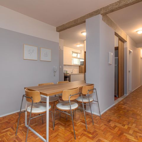Apartamento à venda com 146m², 4 quartos e 1 vaga