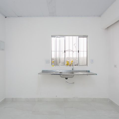 Casa à venda com 81m², 1 quarto e 2 vagas Casa à venda com 81m², 1 quarto e 2 vagasCozinha