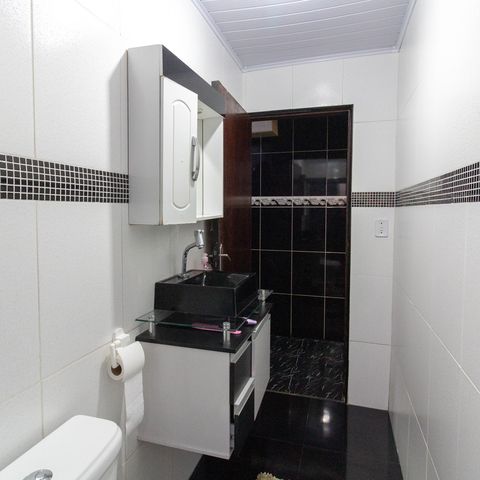 Casa à venda com 125m², 3 quartos e 2 vagas Casa à venda com 125m², 3 quartos e 2 vagasBanheiro 1