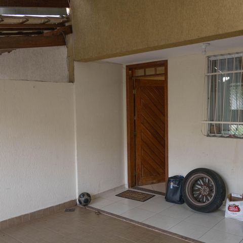 Casa à venda com 100m², 2 quartos e 2 vagas Casa à venda com 100m², 2 quartos e 2 vagasGaragem