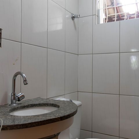 Casa à venda com 100m², 2 quartos e 2 vagas Casa à venda com 100m², 2 quartos e 2 vagasLavabo