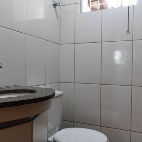 Casa à venda com 100m², 2 quartos e 2 vagas Casa à venda com 100m², 2 quartos e 2 vagasLavabo