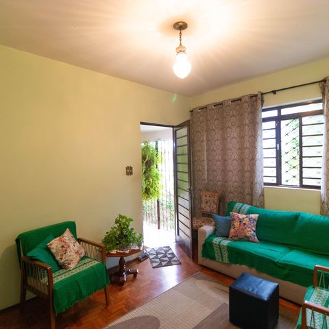 Casa à venda com 113m², 3 quartos e 2 vagas Casa à venda com 113m², 3 quartos e 2 vagasSala