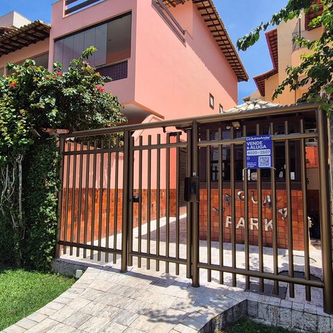 Casa de condomínio à venda com 200m², 3 quartos e 2 vagas Casa de condomínio à venda com 200m², 3 quartos e 2 vagasPlaca