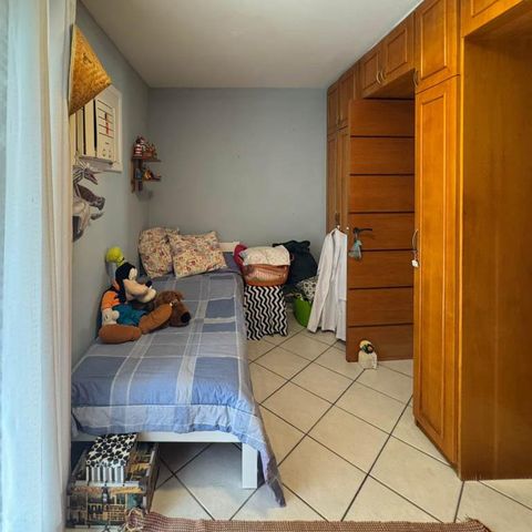 Casa de condomínio à venda com 200m², 3 quartos e 2 vagas Casa de condomínio à venda com 200m², 3 quartos e 2 vagasQuarto 1