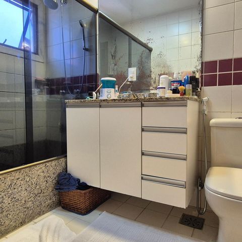Casa de condomínio à venda com 200m², 3 quartos e 2 vagas Casa de condomínio à venda com 200m², 3 quartos e 2 vagasbanheiro da suite 1