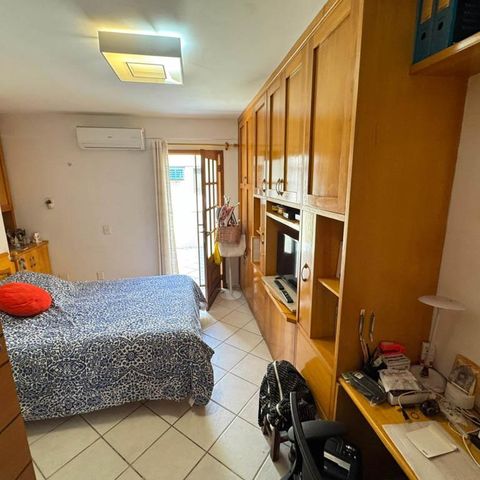 Casa de condomínio à venda com 200m², 3 quartos e 2 vagas Casa de condomínio à venda com 200m², 3 quartos e 2 vagasSuite 1