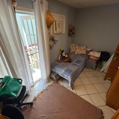 Casa de condomínio à venda com 200m², 3 quartos e 2 vagas Casa de condomínio à venda com 200m², 3 quartos e 2 vagasQuarto 1